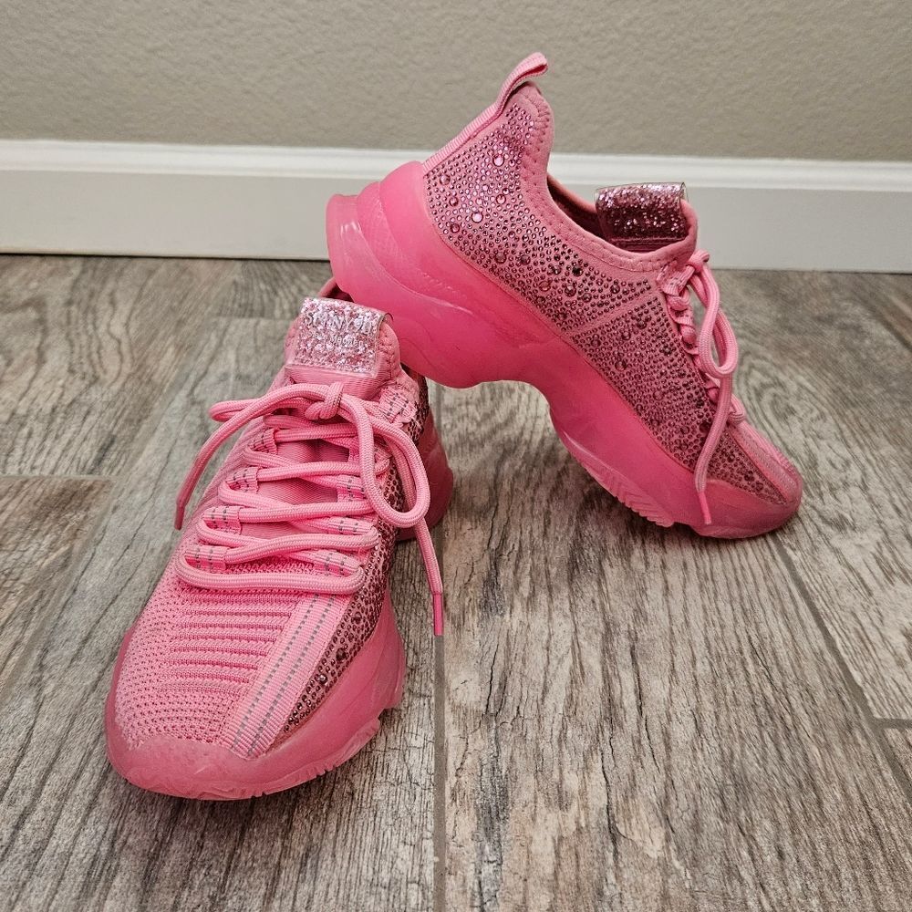 Steve Madden Maxima Sneaker Pink Size 4M